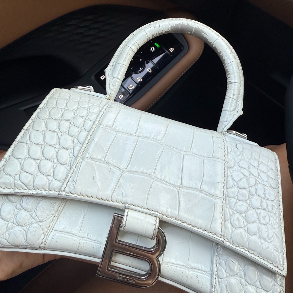 Balenciaga White Croc-Embossed Crossbody Bag - Picture 9 of 13